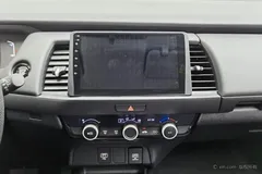 2021 Honda Fit 1.5L CVT, белый — фото 16