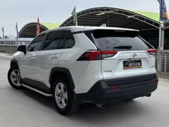 2023 Toyota RAV4 2.0L CVT 2WD, белый — фото 4