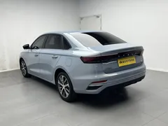 2023 Geely Emgrand 4th Gen 1.5L CVT Premium Champion — фото 5