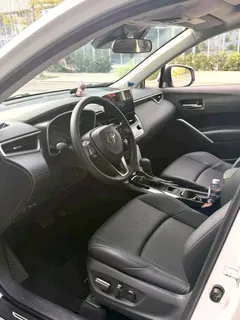 2023 Toyota Frontlander 2.0L CVT Luxury, белый — фото 4