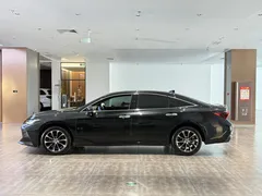 2022 Toyota Avalon 2.5L Luxury, чёрный — фото 4