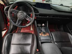 2021 Mazda Mazda3 2.0L AT, красный — фото 5
