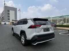 2023 Toyota RAV4 2.0L CVT 2WD Fashion, белый — фото 7
