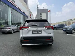 2023 Toyota RAV4 2.0L CVT 2WD Fashion, белый — фото 8