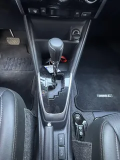 2022 Toyota Yaris L Zhixuan X 1.5L CVT Luxury Plus, белый — фото 20