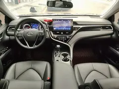2022 Toyota Camry 2.0G Luxury, чёрный — фото 12