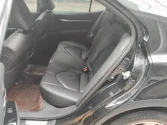 2022 Toyota Camry 2.0G Luxury, чёрный — фото 20