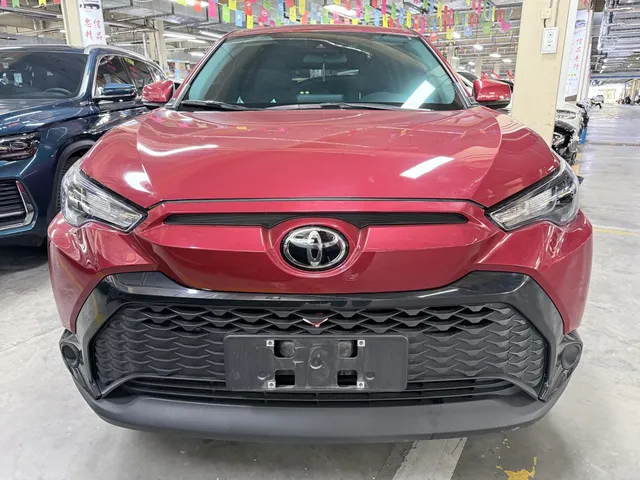 2022 Toyota Frontlander 2.0L CVT Leading