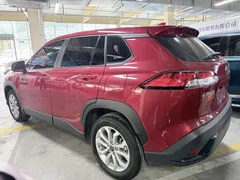 2022 Toyota Frontlander 2.0L CVT Leading, красный — фото 17