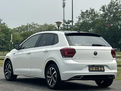 2021 Volkswagen Polo Plus 1.5L AT, белый — фото 6