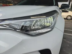 2022 Toyota C-HR 2.0L Elite, белый — фото 14