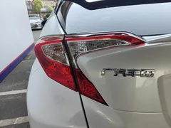 2022 Toyota C-HR 2.0L Elite, белый — фото 15