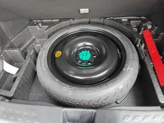 2022 Toyota C-HR 2.0L Elite, белый — фото 16