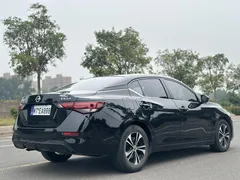 2022 Nissan Sylphy 1.6L XL CVT Enjoy, чёрный — фото 11