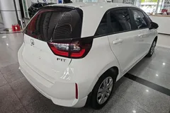 2021 Honda Fit 1.5L CVT, белый — фото 9