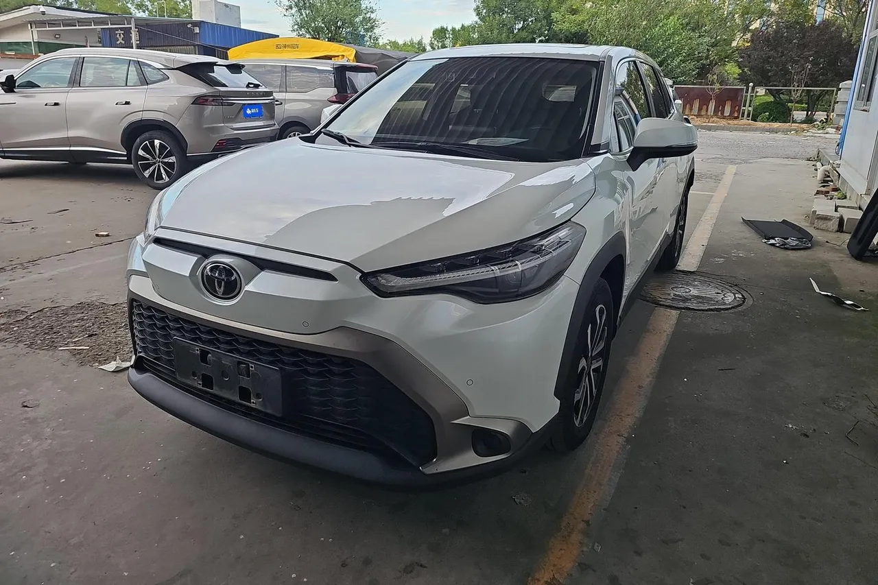 2022 Toyota Frontlander 2.0L CVT Luxury