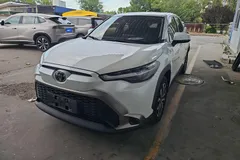 2022 Toyota Frontlander 2.0L CVT Luxury, белый — фото 1