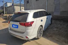 2021 Mitsubishi Outlander 2.0L 2WD Enjoy 5-seat, белый — фото 8