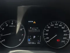 2021 Mitsubishi Outlander 2.4L 4WD 7-seat, белый — фото 7
