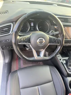 2022 Nissan Qashqai 2.0L CVT XV Prem Night Edition, белый — фото 12