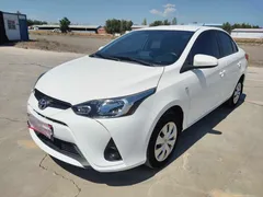 2021 Toyota Yaris L Zhixuan 1.5L CVT, белый — фото 1