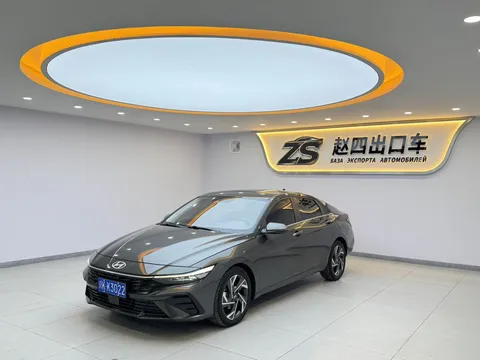 2023 Hyundai Elantra 1.5L CVT LUX Premium