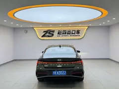 2023 Hyundai Elantra 1.5L CVT LUX Premium — фото 5