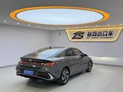 2023 Hyundai Elantra 1.5L CVT LUX Premium — фото 6