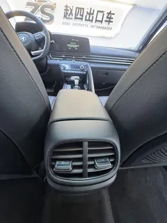 2023 Hyundai Elantra 1.5L CVT LUX Premium — фото 9