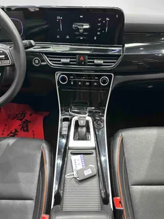 2023 Kia Seltos 1.5L IVT Luxury, белый — фото 12