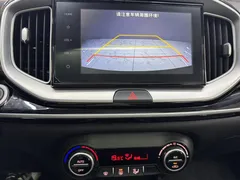 2021 Kia Yipao 1.4L CVT Sunroof, белый — фото 14