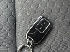 2021 Honda Fit 1.5L CVT, белый — фото 17