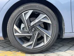 2023 Hyundai Elantra 1.5L CVT GLX Elite — фото 11