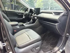 2023 Toyota RAV4 2.0L CVT 2WD Fashion, чёрный — фото 10