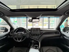 2021 Toyota Camry 2.5G Luxury — фото 8