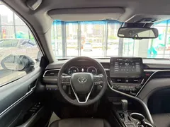 2021 Toyota Camry 2.5G Luxury — фото 9