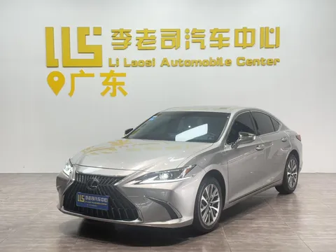 2022 Lexus ES 200 Excellence