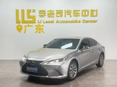 2022 Lexus ES 200 Excellence — фото 1