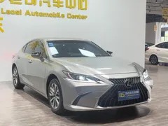 2022 Lexus ES 200 Excellence — фото 2
