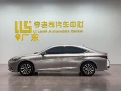 2022 Lexus ES 200 Excellence — фото 3