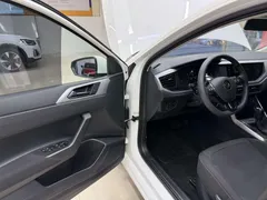 2021 Volkswagen Polo Plus 1.5L AT Panoramic, белый — фото 8