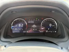 2023 Toyota Camry 2.5G Luxury, белый — фото 10