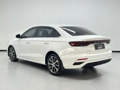 2022 Geely Emgrand 4th Gen 1.5L CVT Premium, белый — фото 4