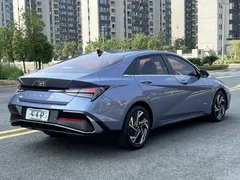 2023 Hyundai Elantra 1.5L CVT GLX Elite, синий — фото 6