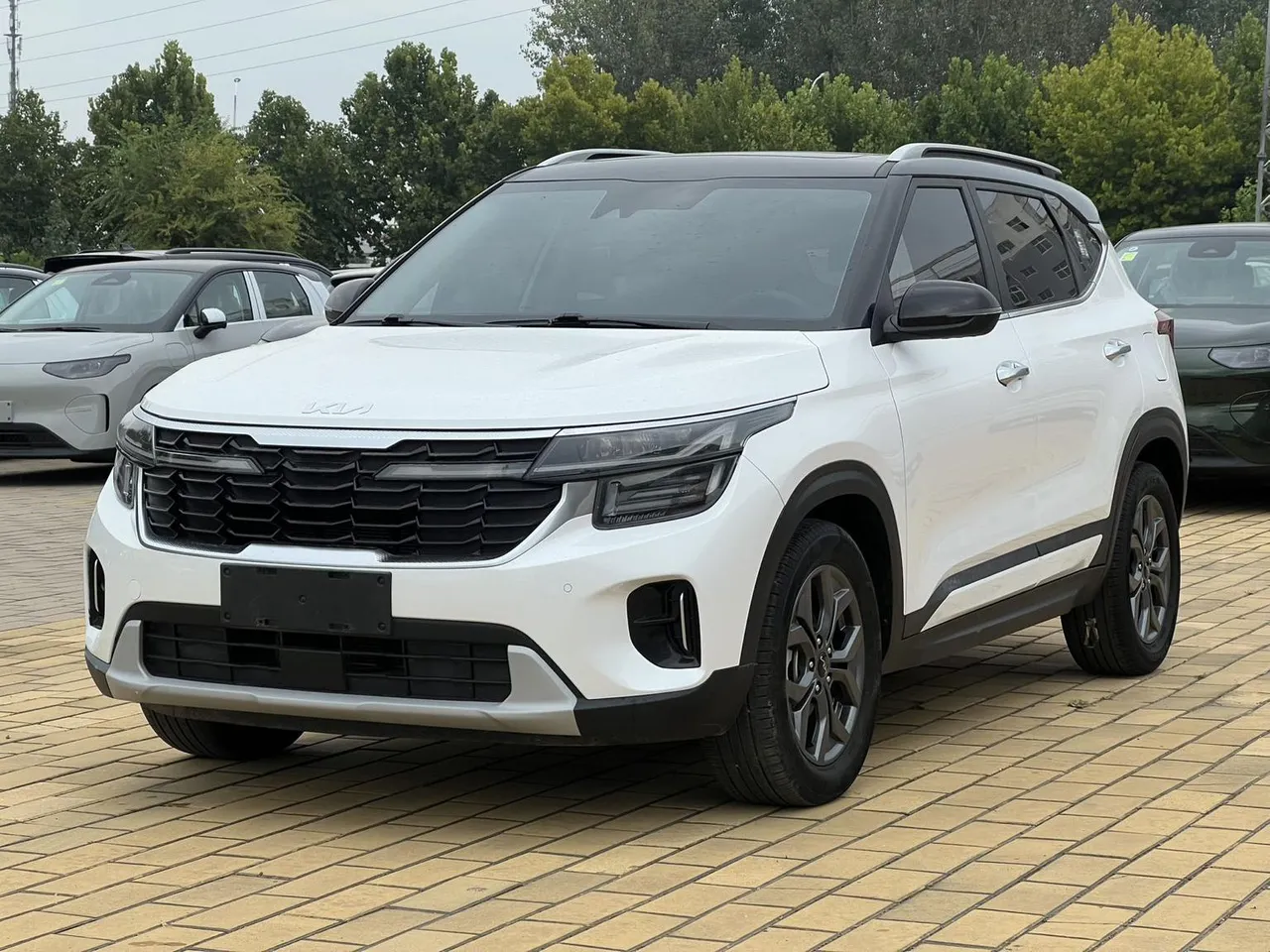 2023 Kia Seltos 1.5L IVT Luxury