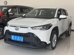 2023 Toyota Frontlander 2.0L CVT Elite, белый — фото 2