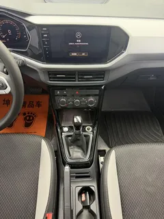 2021 Volkswagen Tacqua 1.5L AT, белый — фото 13