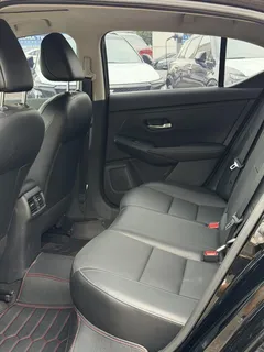 2022 Nissan Sylphy 1.6L XL CVT Enjoy, чёрный — фото 13