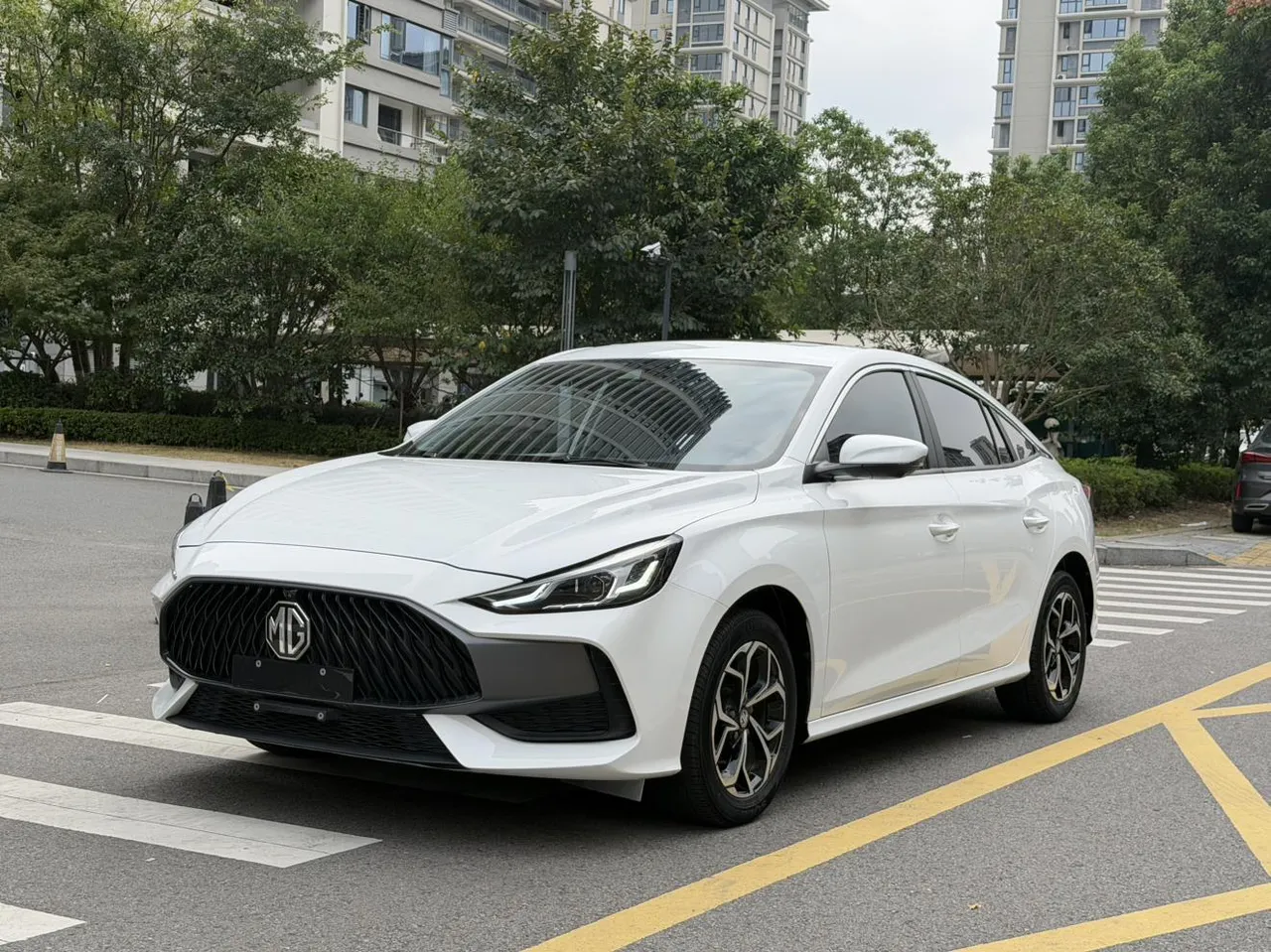 2022 MG MG5 180DVVT CVT Flagship