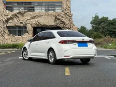 2023 Toyota Yazhoushi 2.0L CVT Pioneer, белый — фото 4